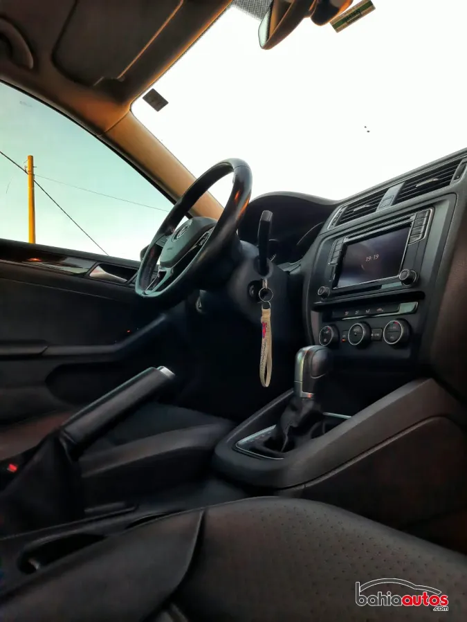 Volkswagen Vento 2017 usado en Bahía Blanca - foto 6