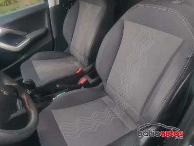Peugeot 2008 2017 usado en Bahía Blanca