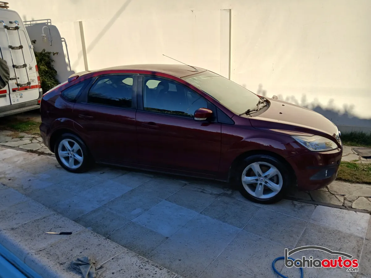 Ford Focus 2010 usado en Bahía Blanca - foto 3