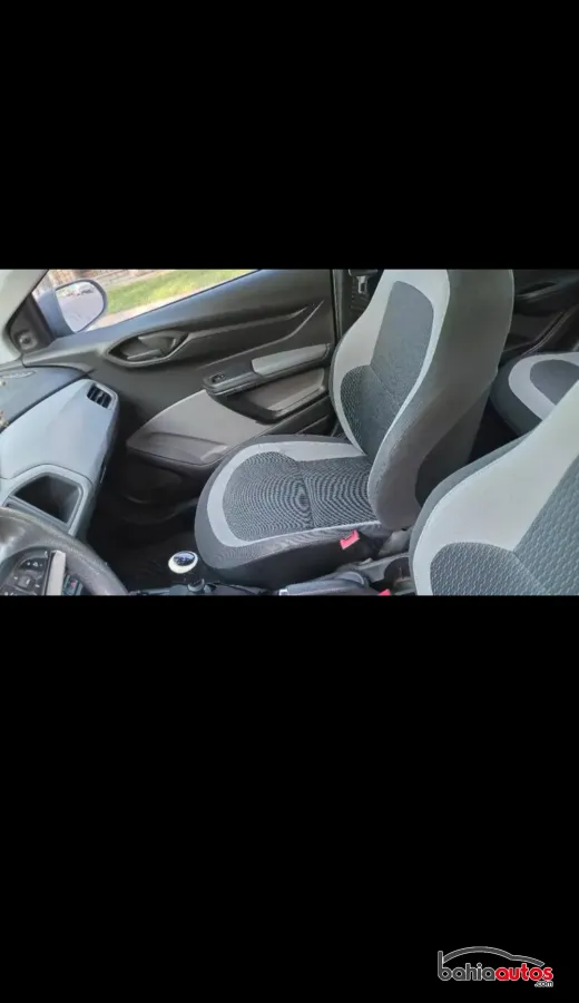 Chevrolet Onix 2016 usado en Bahía Blanca - foto 13