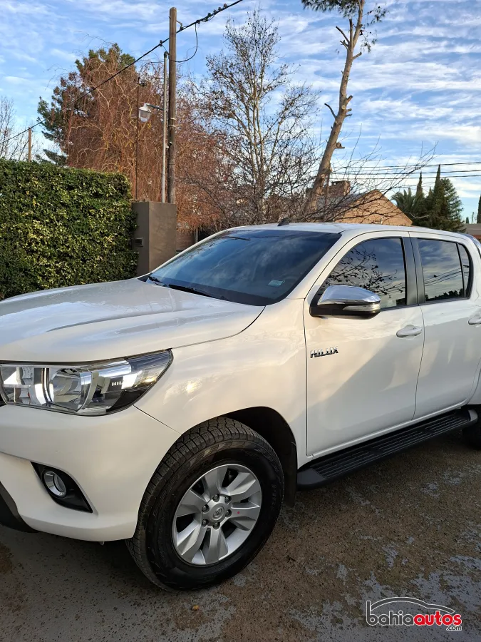 Toyota Hilux 2017 usado en Bahía Blanca - foto 1