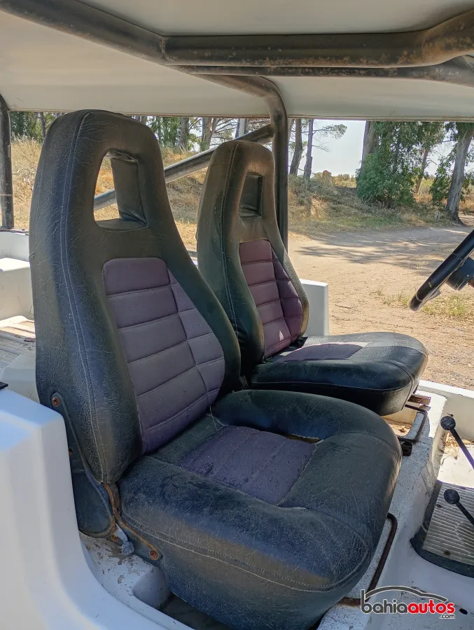 Jeep Commander 1971 usado en Bahía Blanca - foto 4