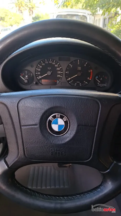 BMW Serie 3 1997 usado en Bahía Blanca - foto 3
