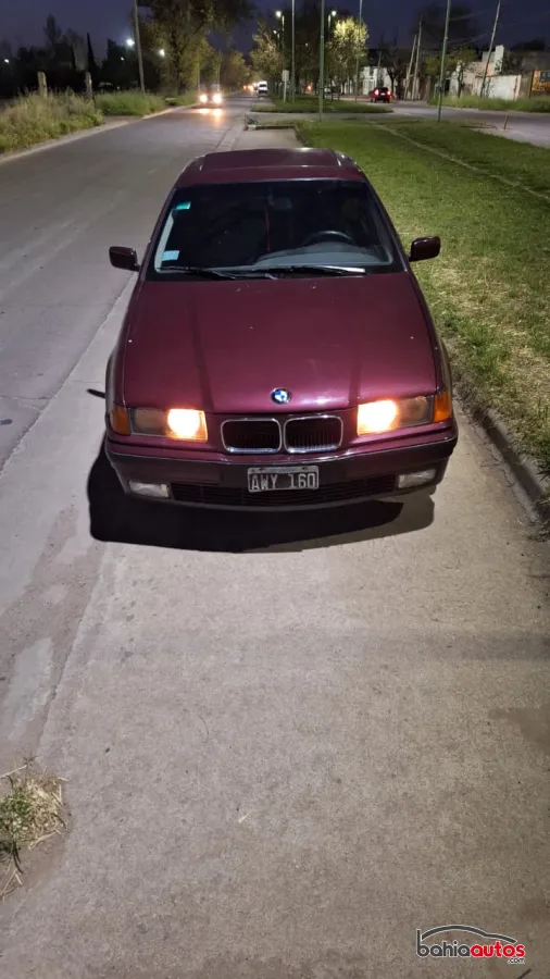 BMW Serie 3 1997 usado en Bahía Blanca - foto 4