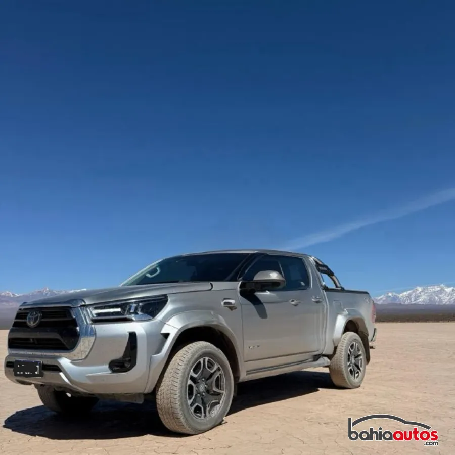 Toyota Hilux 2024 usado en Bahía Blanca - foto 1