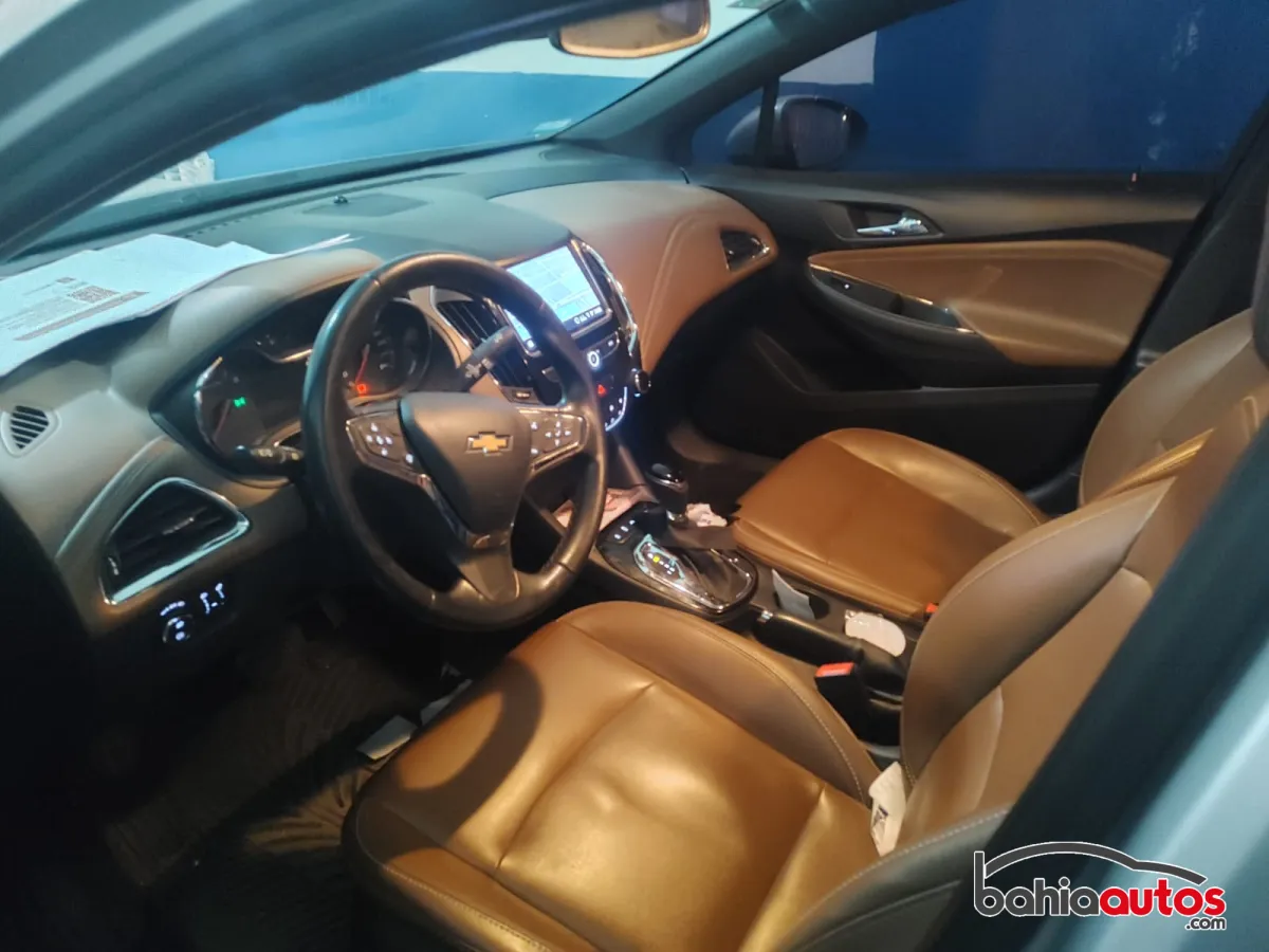 Chevrolet Cruze II 2020 usado en Bahía Blanca - foto 3