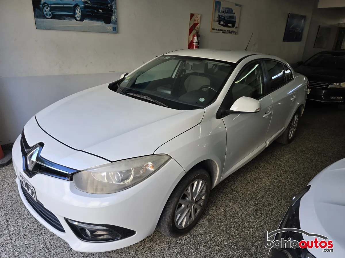 Renault Fluence 2016 usado en Bahía Blanca - foto 2