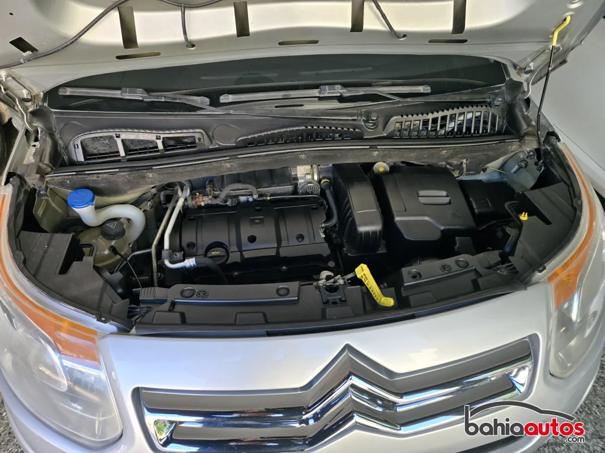 Citroën C3 Picasso 2013 usado en Bahía Blanca - foto 7