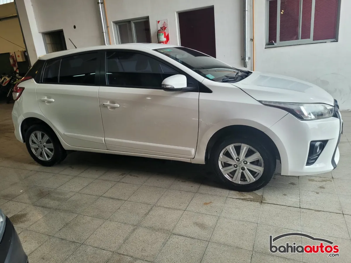 Toyota Yaris 2017 usado en Bahía Blanca - foto 3
