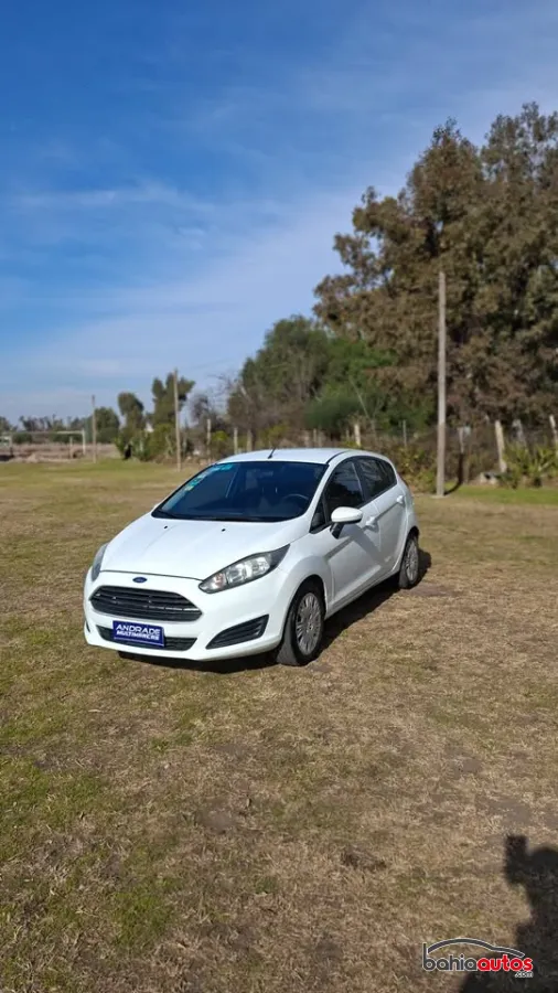 Ford Fiesta 2015 usado en Bahía Blanca - foto 2