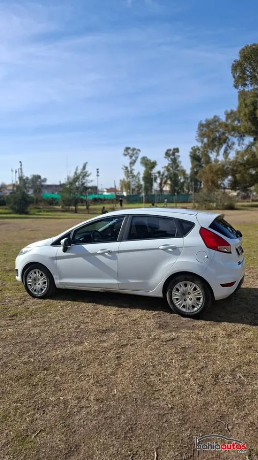 Ford Fiesta 2015 usado en Bahía Blanca - foto 3