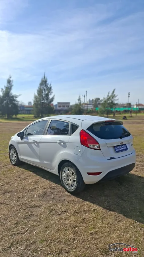 Ford Fiesta 2015 usado en Bahía Blanca - foto 5