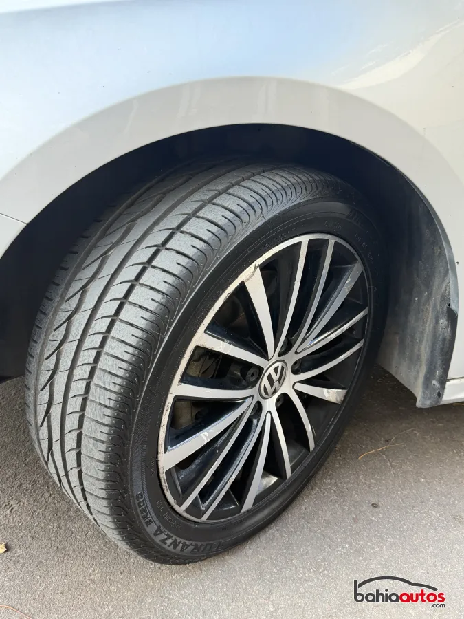 Volkswagen Vento 2011 usado en Bahía Blanca - foto 4