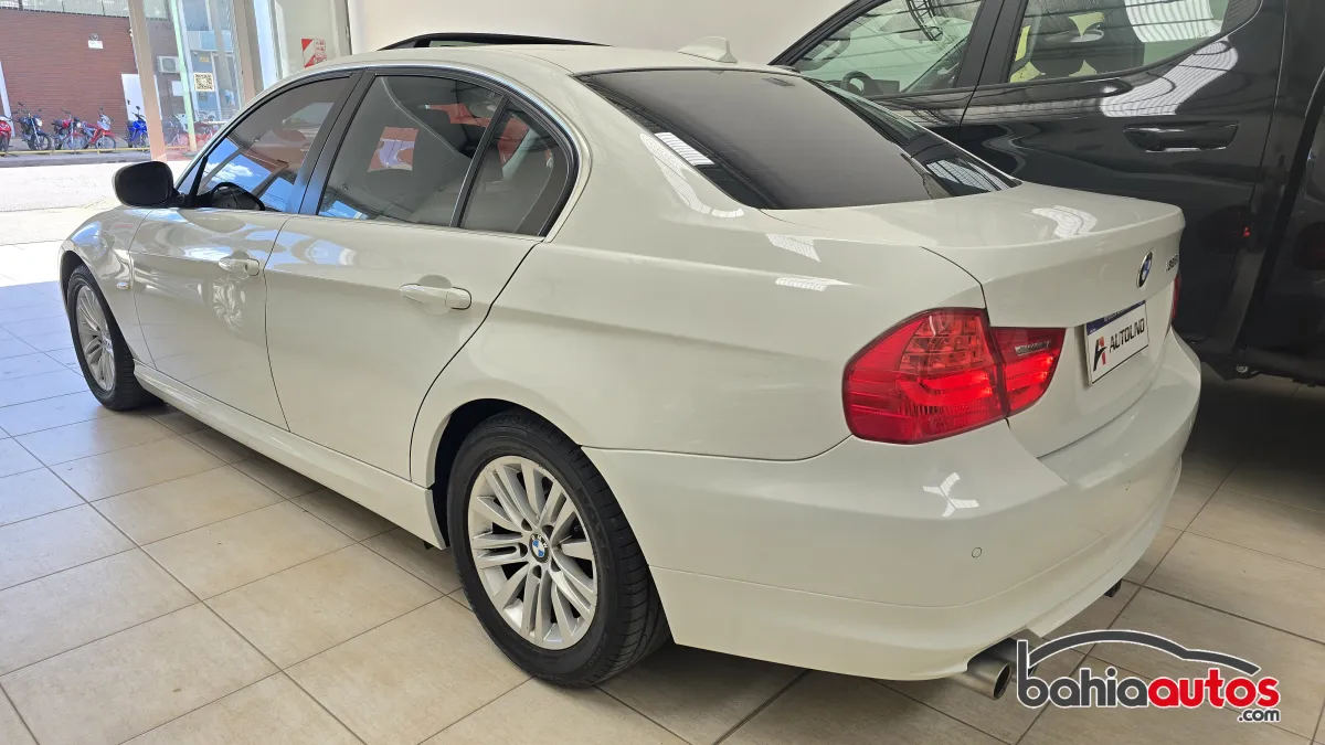 BMW Serie 3 2010 usado en Bahía Blanca - foto 2