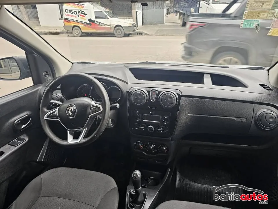 Renault Kangoo 2019 usado en Bahía Blanca - foto 8