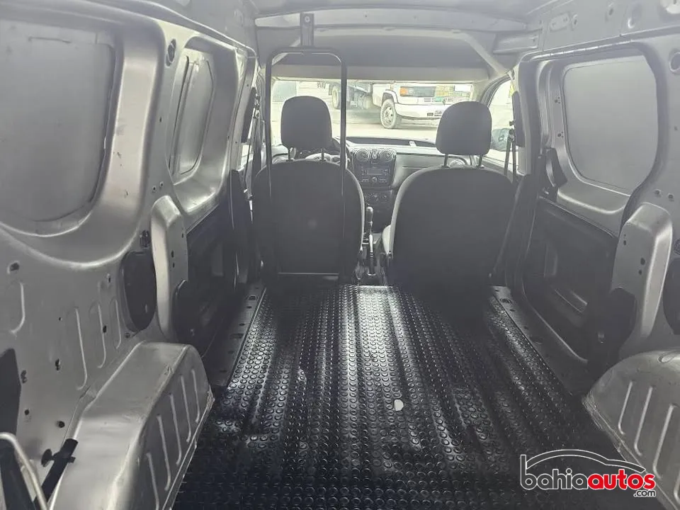 Renault Kangoo 2019 usado en Bahía Blanca - foto 9