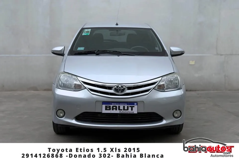 Toyota Etios 2015 usado en Bahía Blanca - foto 3