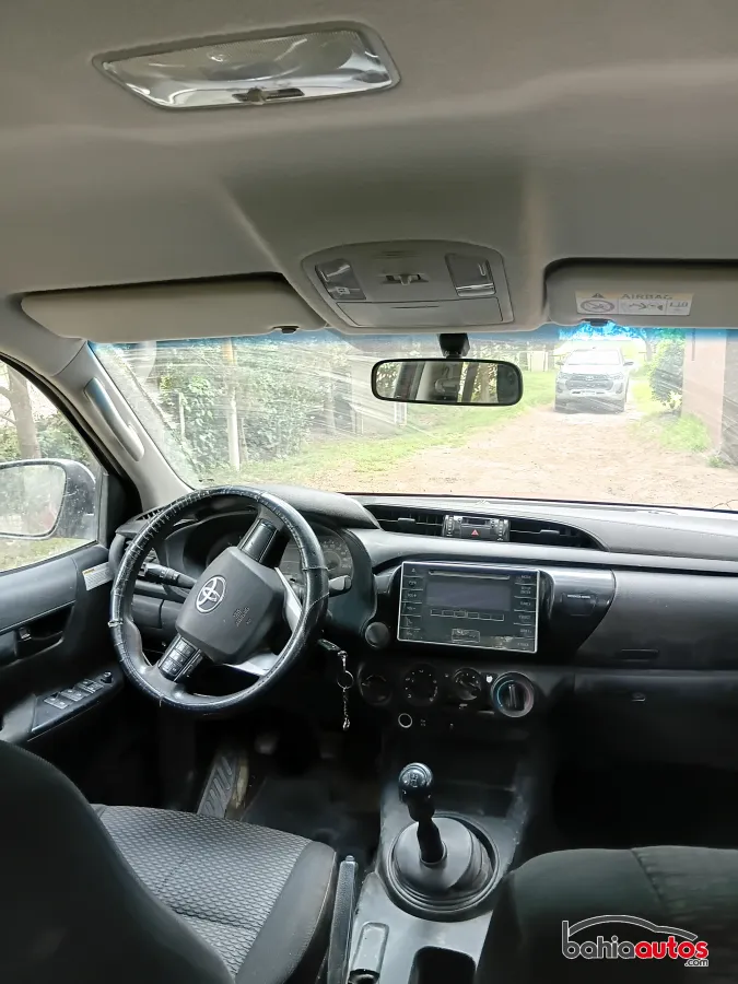 Toyota Hilux 2017 usado en Bahía Blanca - foto 2