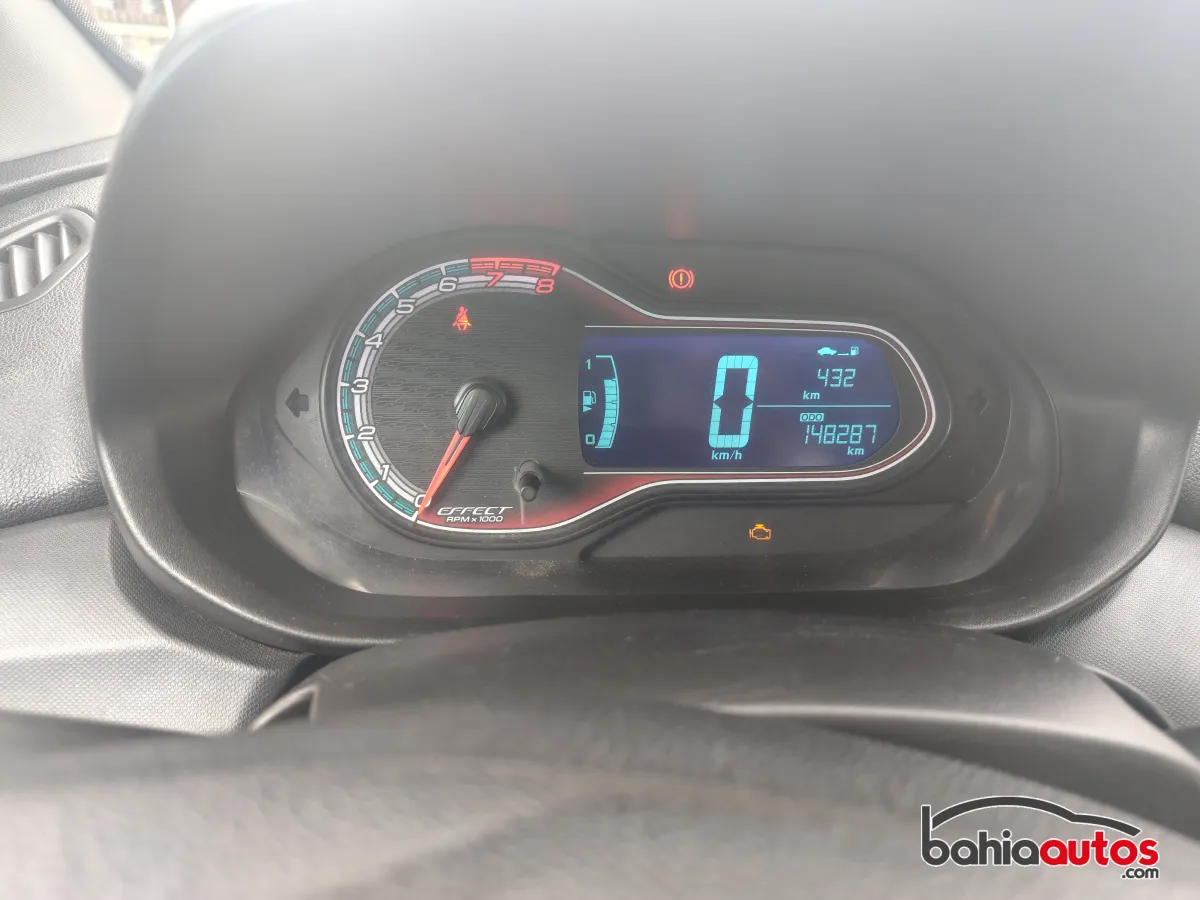 Chevrolet Onix 2016 usado en Bahía Blanca - foto 5