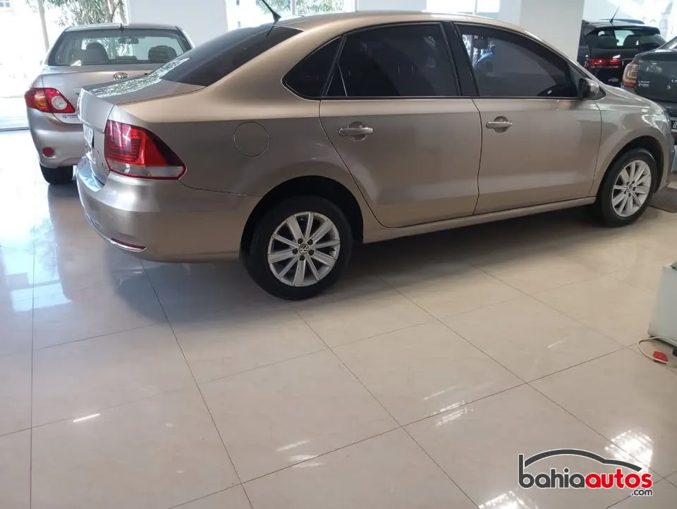 Volkswagen Polo 2017 usado en Bahía Blanca - foto 3