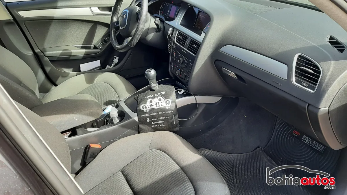 Audi A4 2011 usado en Bahía Blanca - foto 4