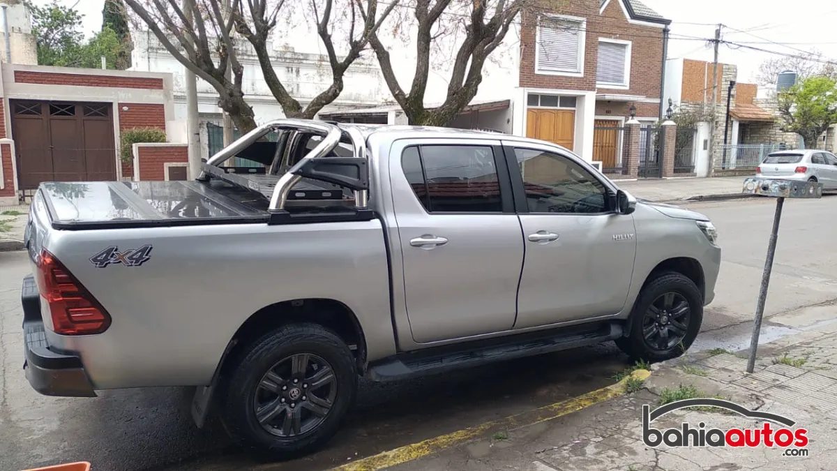 Toyota Hilux 2022 usado en Bahía Blanca - foto 1
