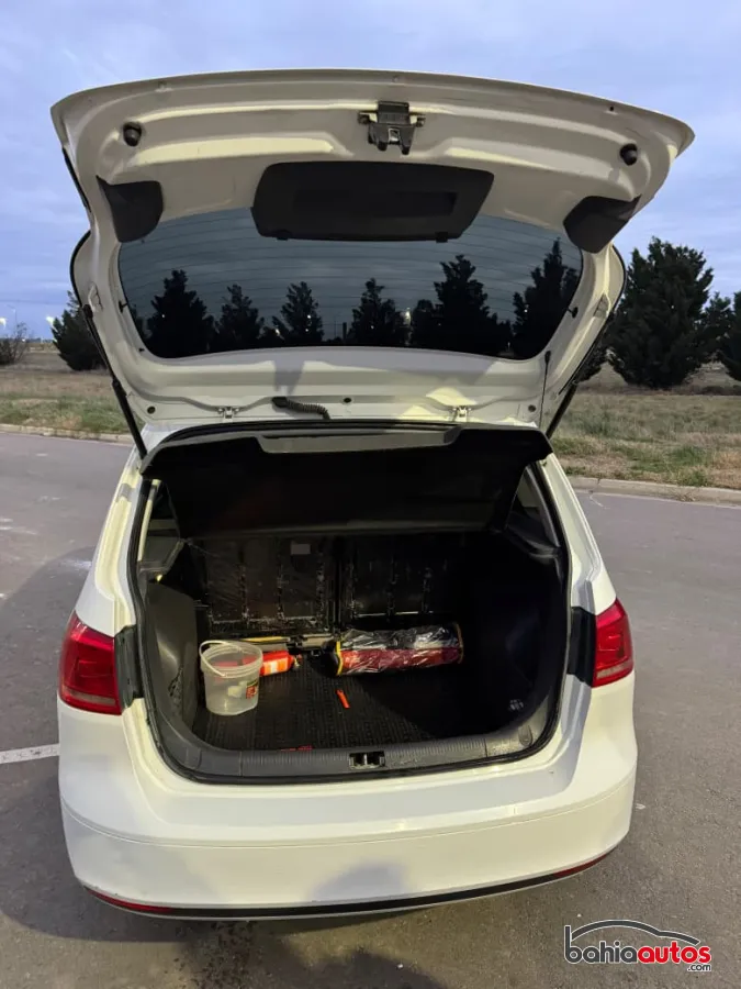 Volkswagen Suran 2011 usado en Bahía Blanca - foto 4