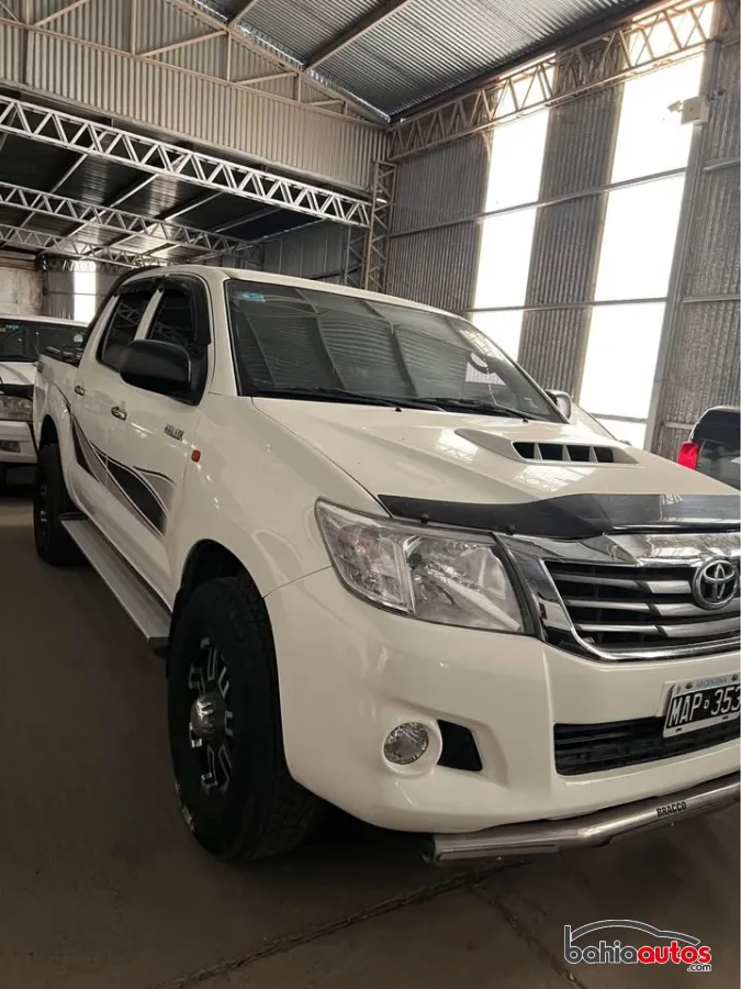Toyota Hilux 2012 usado en Bahía Blanca - foto 2