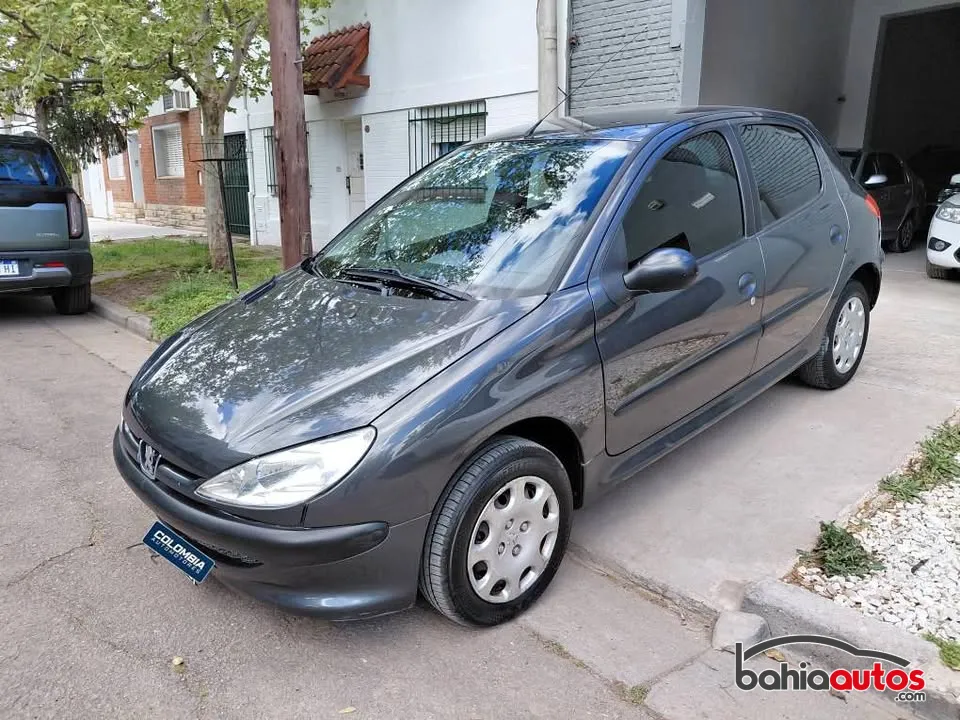 Peugeot 206 2013 usado en Bahía Blanca - foto 1
