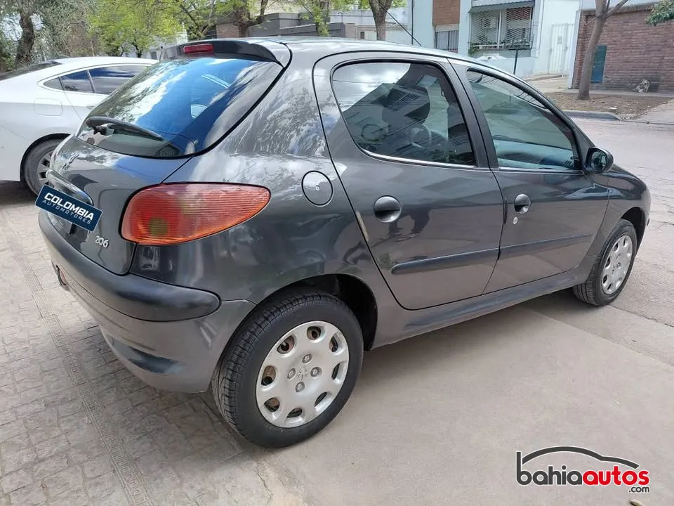 Peugeot 206 2013 usado en Bahía Blanca - foto 4