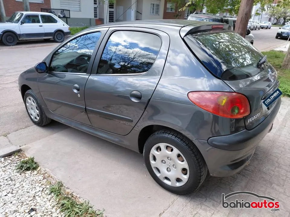 Peugeot 206 2013 usado en Bahía Blanca - foto 6