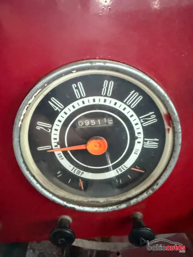 Jeep Gladiador 1963 usado en Bahía Blanca - foto 2
