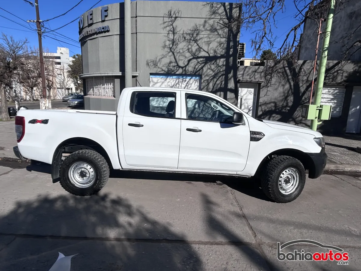 Toyota Hilux 2022 usado en Bahía Blanca - foto 1