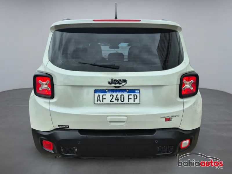 Jeep Renegade 2022 usado en Bahía Blanca - foto 4