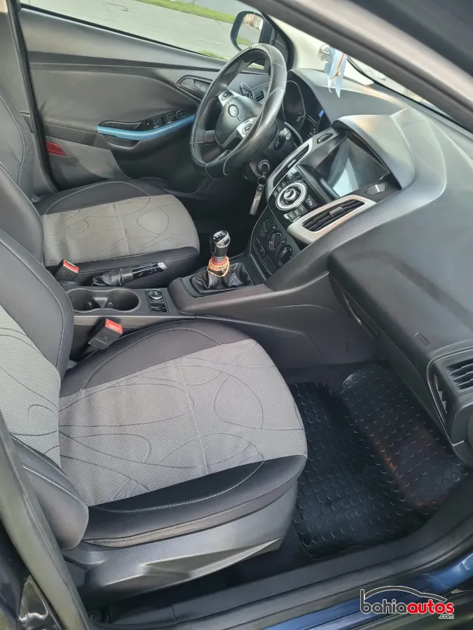 Ford Focus 2015 usado en Bahía Blanca - foto 4