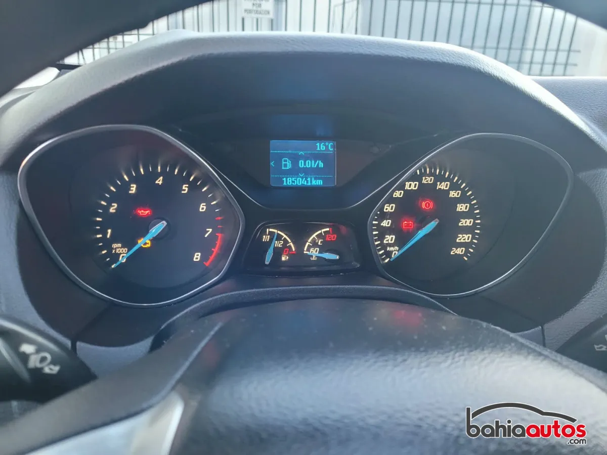 Ford Focus 2015 usado en Bahía Blanca - foto 6