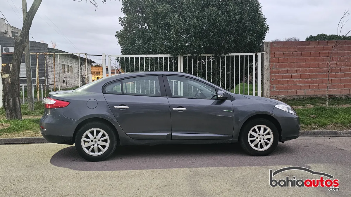 Renault Fluence 2013 usado en Bahía Blanca - foto 4