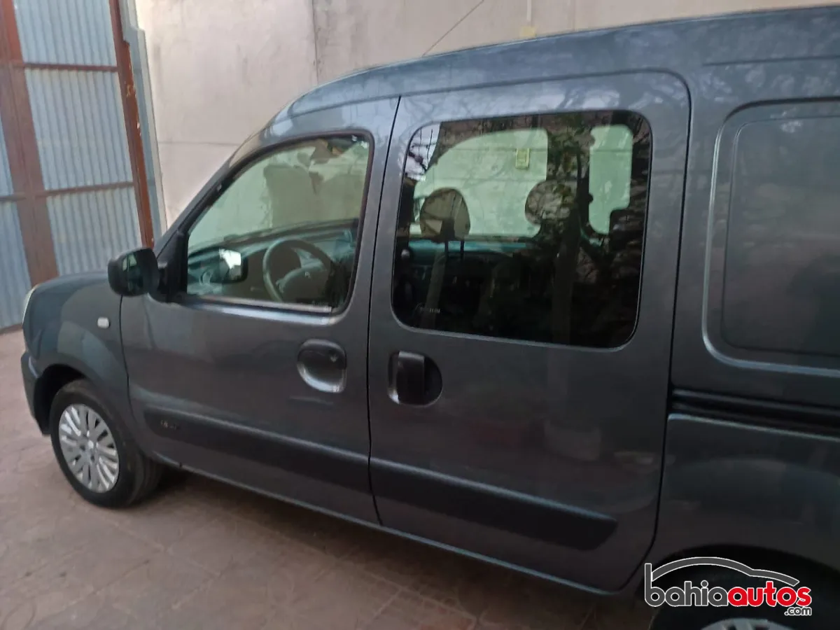 Renault Kangoo 2016 usado en Bahía Blanca - foto 3