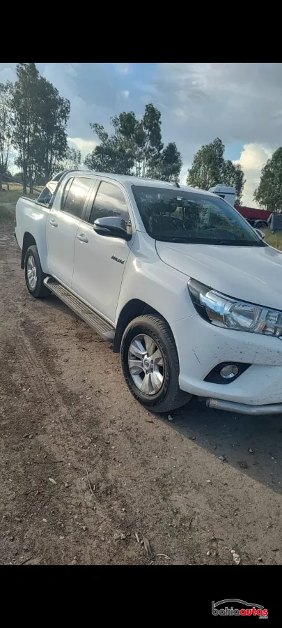 Toyota Hilux 2017 usado en Bahía Blanca - foto 1