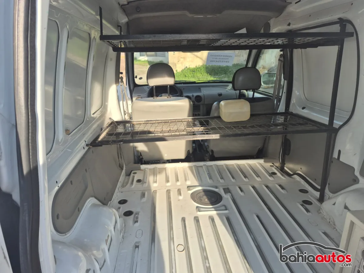 Renault Kangoo Furgón 2012 usado en Bahía Blanca - foto 2