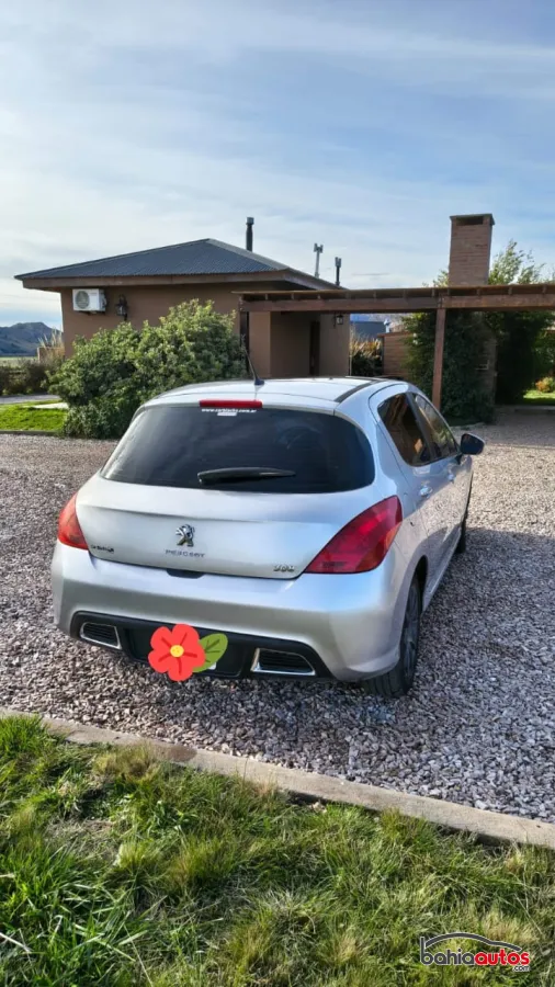 Peugeot 308 2014 usado en Bahía Blanca - foto 2
