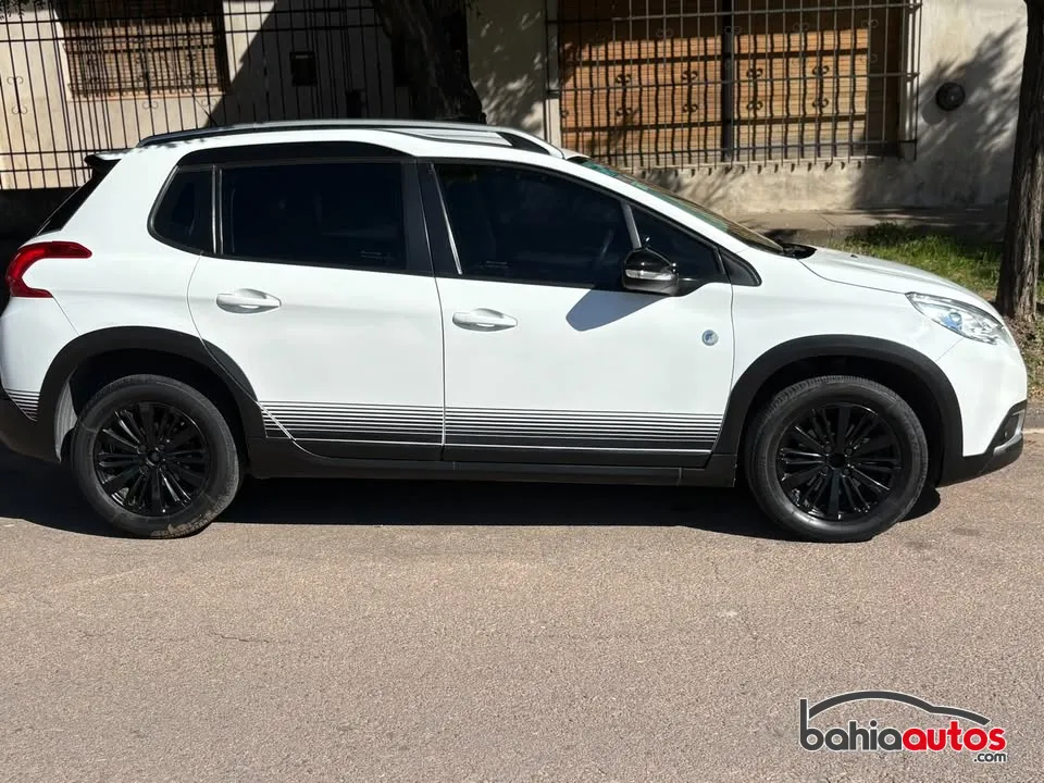 Peugeot 2008 2019 usado en Bahía Blanca - foto 1