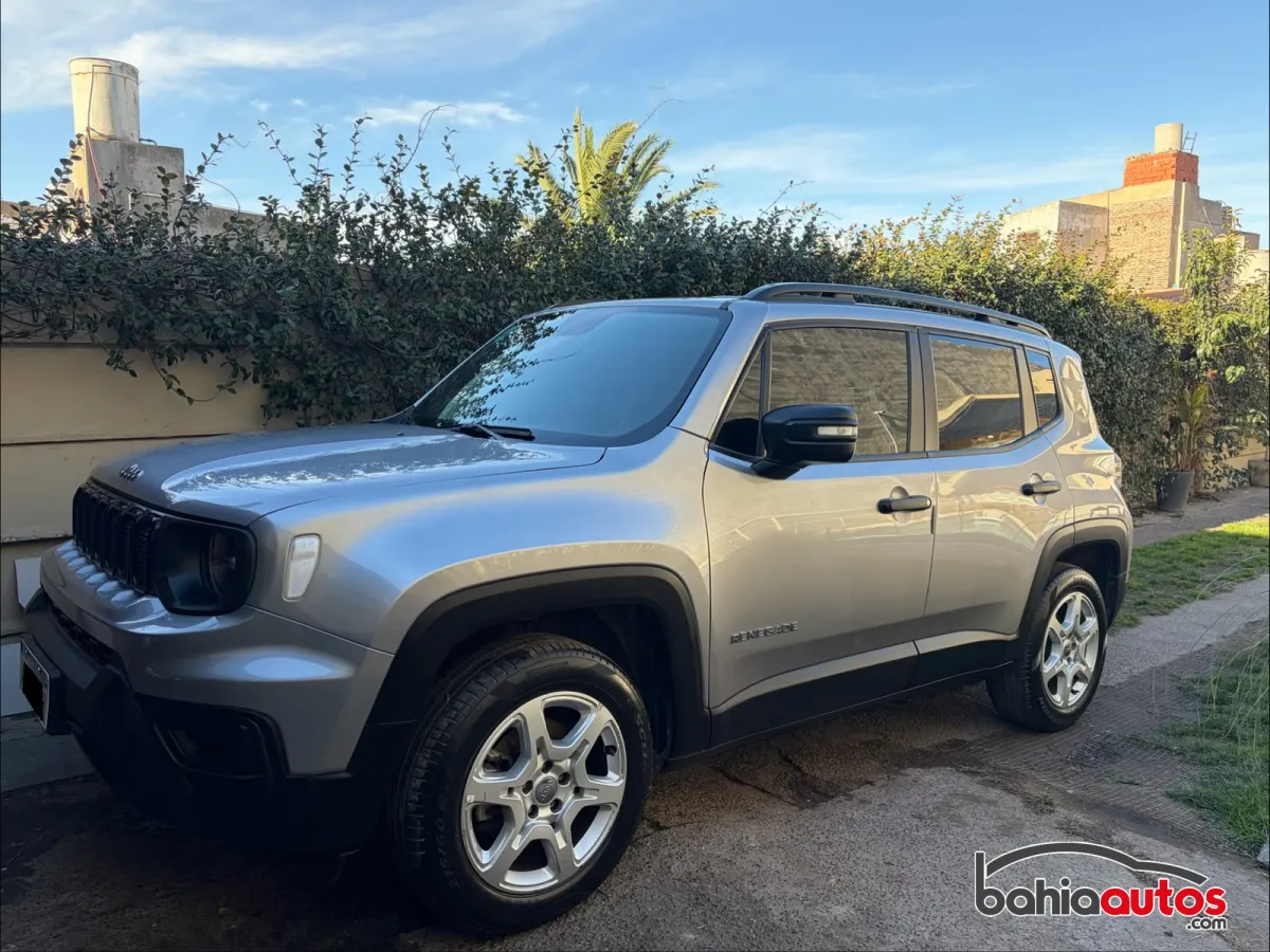Jeep Renegade 2023 usado en Bahía Blanca - foto 1