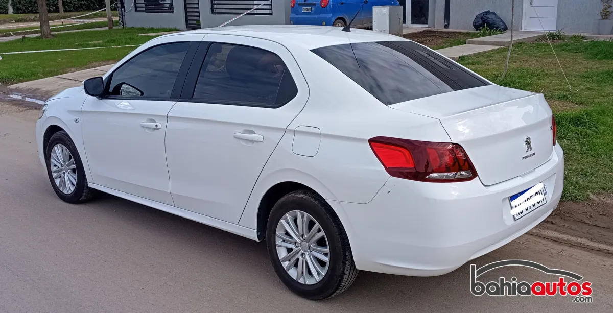 Peugeot 301 2017 usado en Bahía Blanca - foto 2