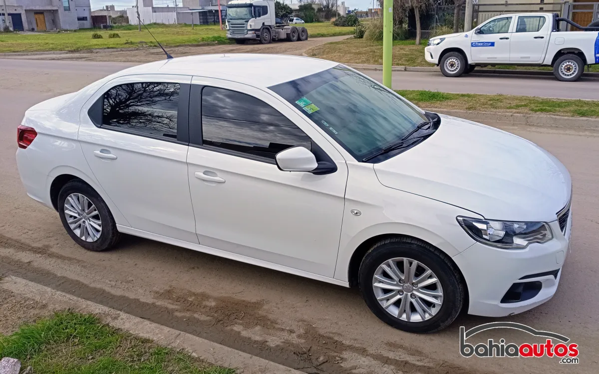 Peugeot 301 2017 usado en Bahía Blanca - foto 4