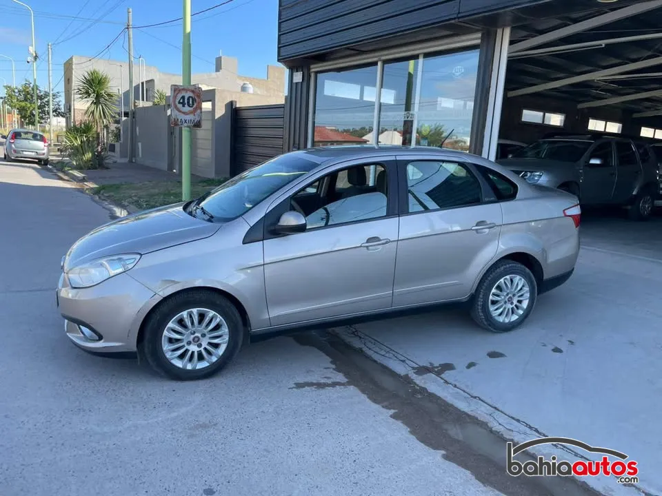 Fiat Grand Siena 2013 usado en Bahía Blanca - foto 2