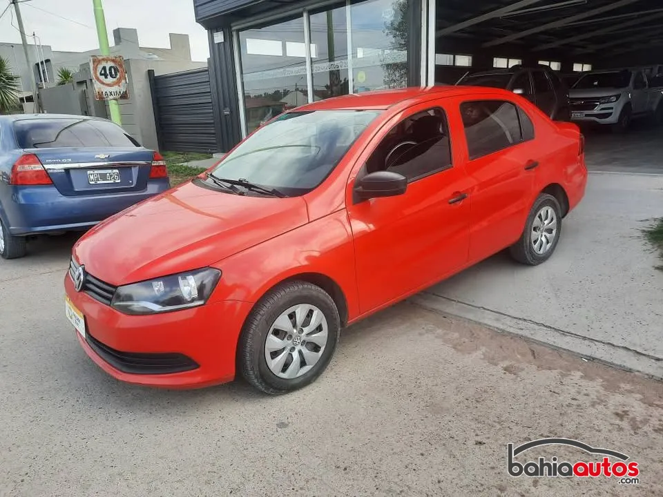 Volkswagen Voyage 2015 usado en Bahía Blanca - foto 2