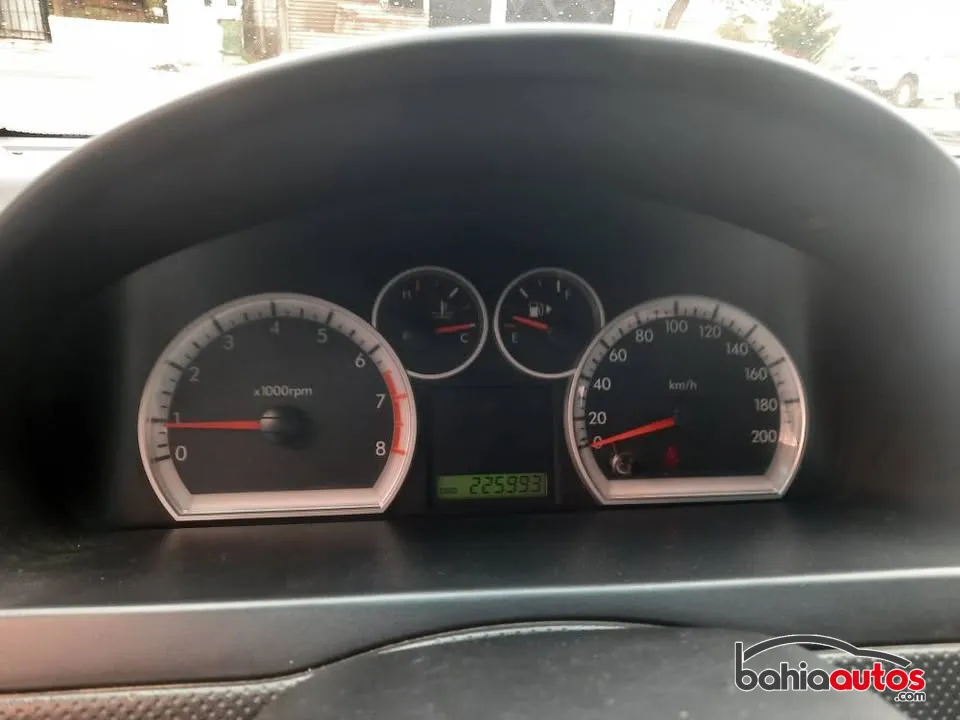 Chevrolet Aveo 2013 usado en Bahía Blanca - foto 8