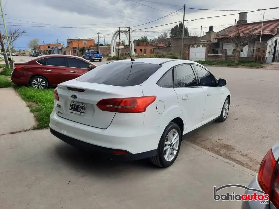 Ford Focus 2015 usado en Bahía Blanca - foto 4