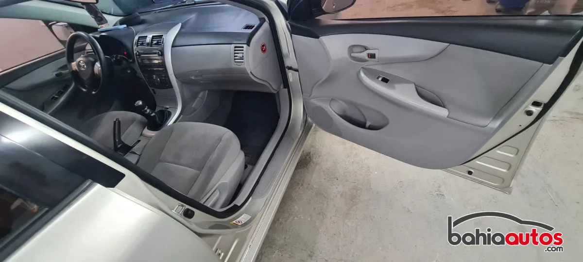 Toyota Corolla 2013 usado en Bahía Blanca - foto 4